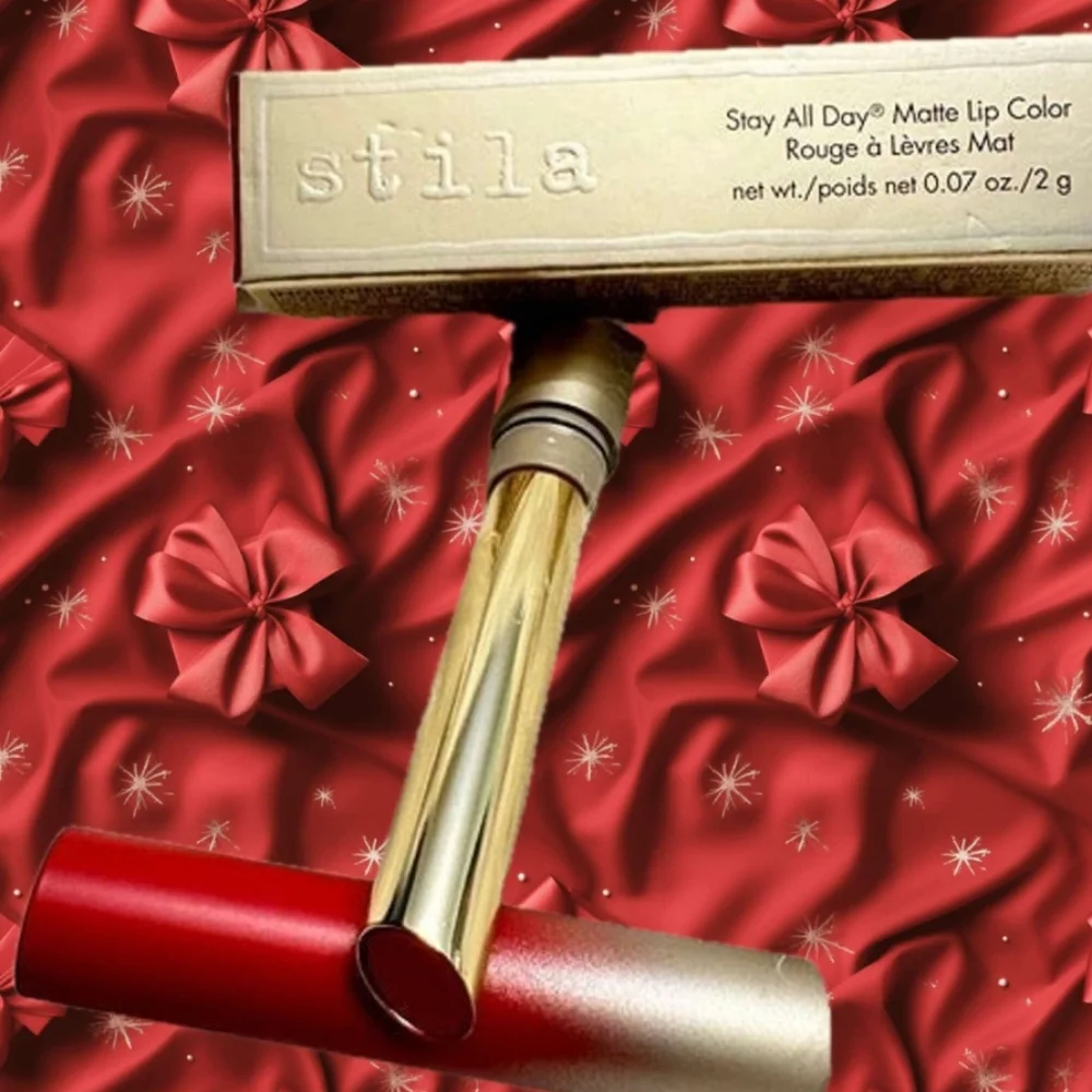 🧚‍♀️SEALED WITH A KISS Stila DISCONTINUED Lipstick NWT
